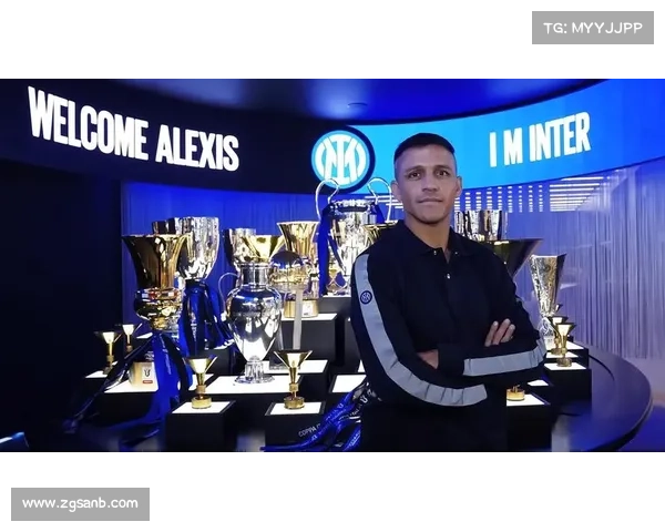 桑切斯职业生涯效力过哪些足球俱乐部及其重要转会历程分析